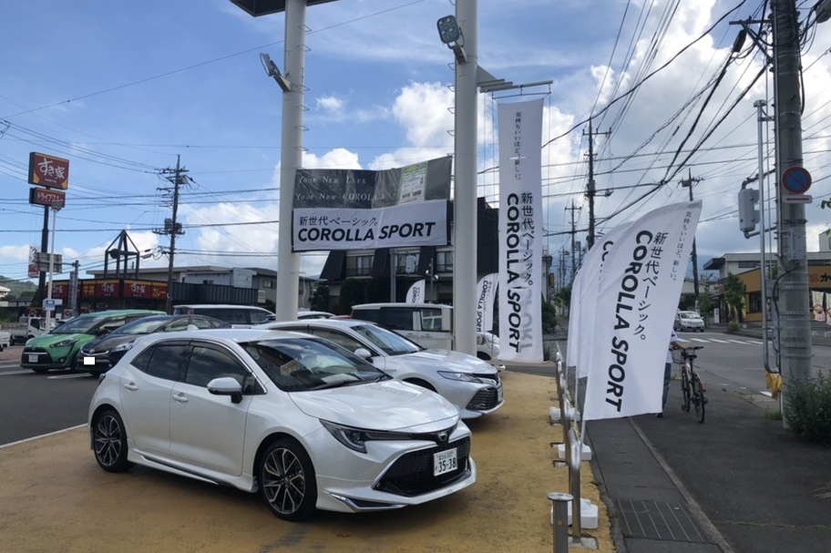 カローラスポーツ吉田店7